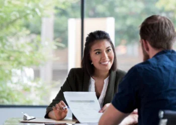 Moving to USA for work: High Paying Jobs and Top companies Hiring Skilled Foreigners.